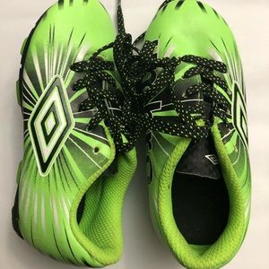 Kids soccer shoes